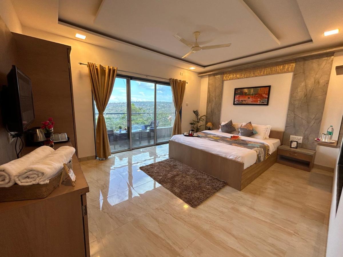 Divine Resort - Mahabaleshwar Panchgani Buitenkant foto